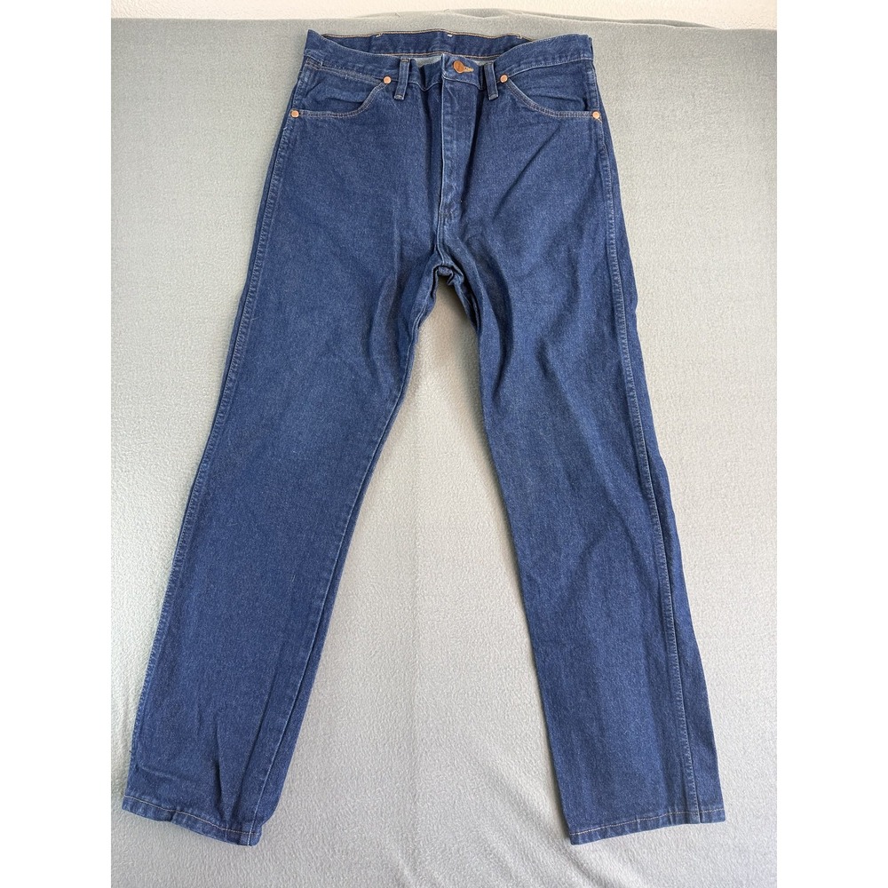 Wrangler 13MWZ Jeans Mens 34x32 Med Wash Blue Straight Denim Cowboy Cut Western